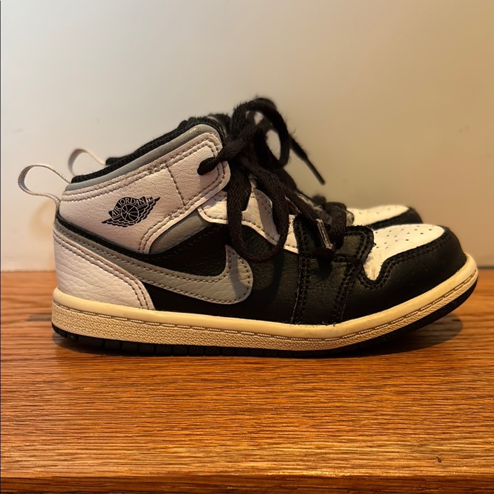 Air Jordan 1 retro mid white shadow sneakers in black, white, & light smoke gray